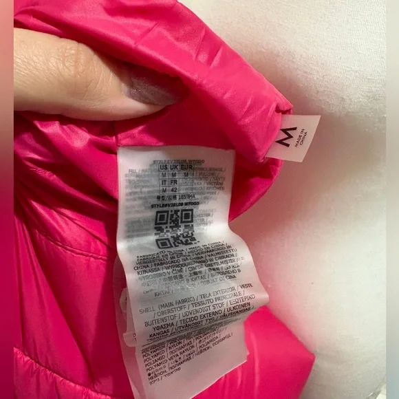 NWOT GUESS Charis Hot Pink Reversible Jacket - Picture 10 of 10